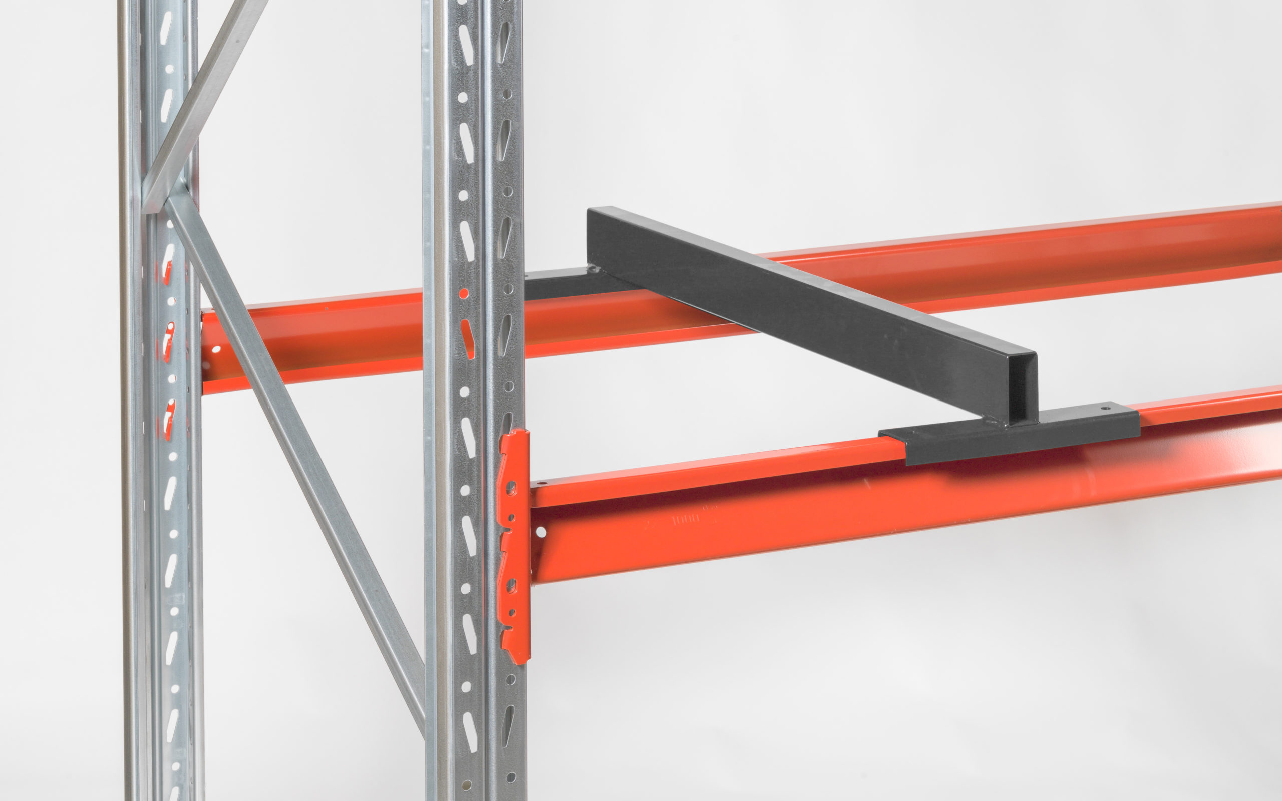 Pallet racking - EAB - Bekijk de website voor meer info